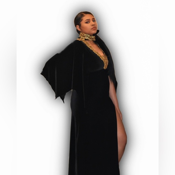 FANCY BY FRANCESCA WATSON DESIGNER SAMPLE SALE BLACK VELVET GOWN handmade - Picture 4 of 7